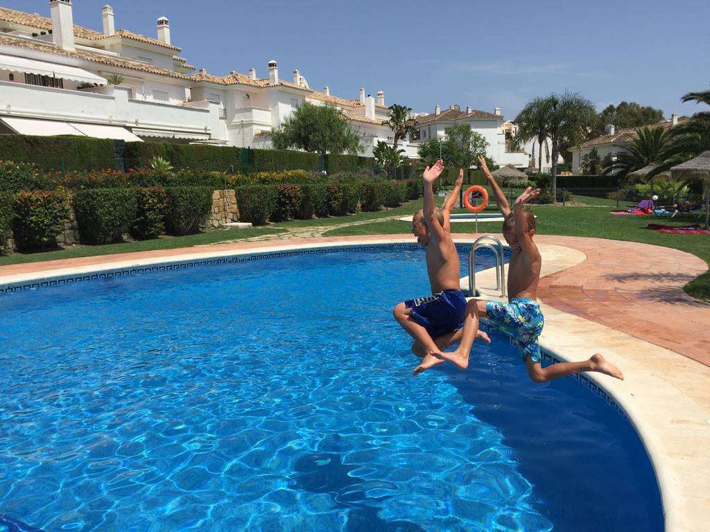 Apartament Bahia De Casares Estepona Zewnętrze zdjęcie